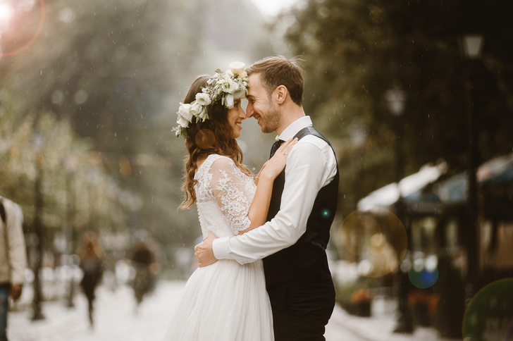 Дождь на свадьбу: счастливая примета долгой супружеской жизни