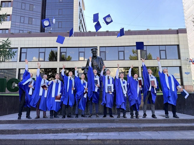 Молодые специалисты получали образование без отрыва от производства | Источник: пресс-служба «ЛУКОЙЛ-ПЕРМЬ»