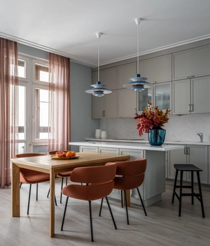 Квартира 100 м² в оттенках зелени, моря, песка и заката