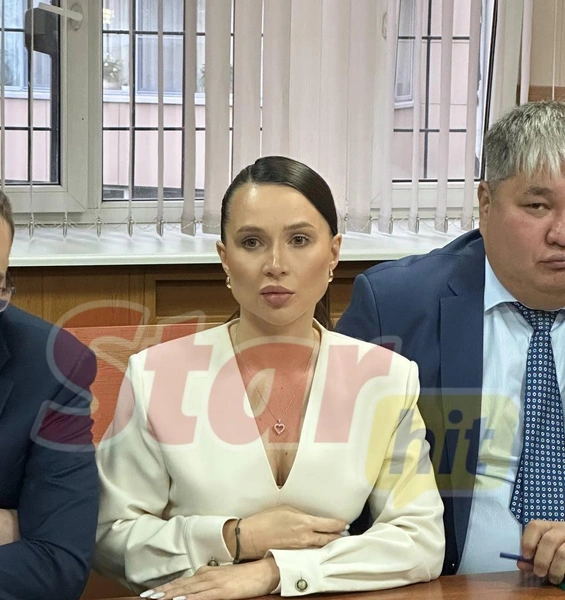 Лерчек (Валерия Чекалина) | www.starhit.ru