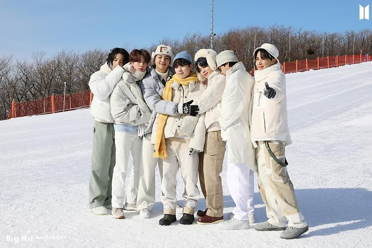Снежные ангелы: Big Hit Entertainment выложил 65 новых фото BTS 😍