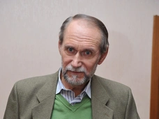 Пережил измену жены, лечился от алкоголизма, стал тестем Владимира Соловьева. Чего мы не знали о Викторе Коклюшкине