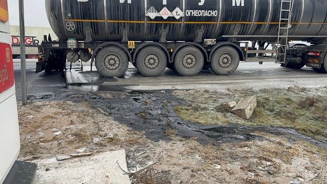 На движении транспорта по дороге авария не сказалась | Источник: ГУ МЧС России по республике Калмыкия