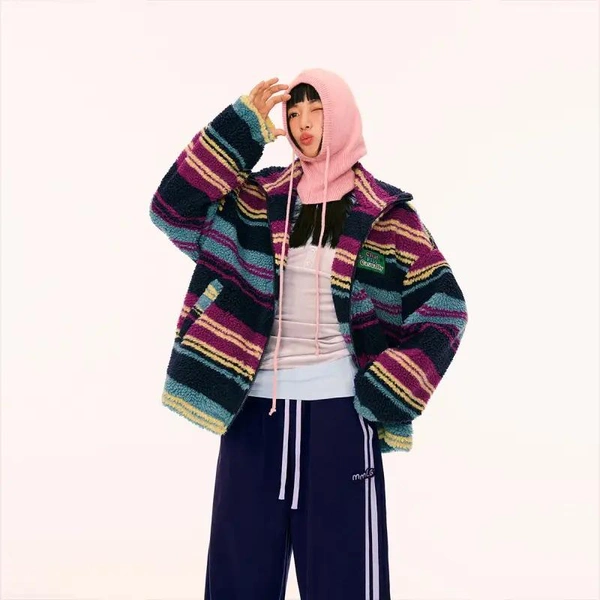 Куртка Feel | Источник: ДЭВУ (Poizon) / Mmlg