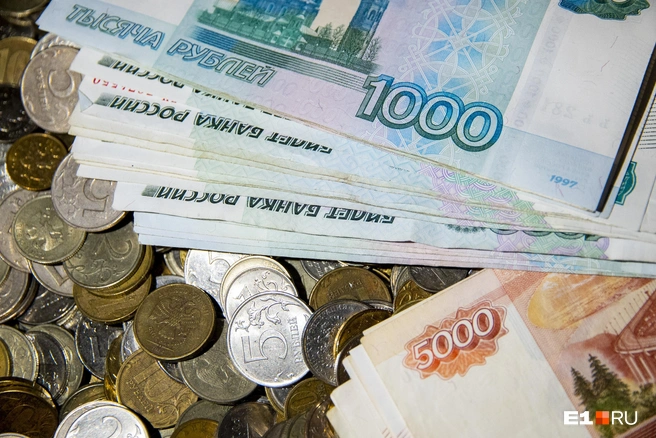 Старое гасим, новое берем. Минфин Иркутской области в мае возьмет в кредит 5,8 млрд рублей | Источник: Владислав Лоншаков / E1.RU