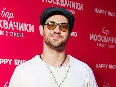 Богатырев, Дайнеко: звезды на премьере фильма «Бар „МоскваЧики“», ставшего последней работой Пухляша Красилова