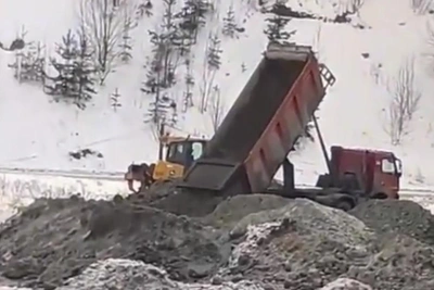 Незаконная свалка в карьере под Выборгом пресечена повторно