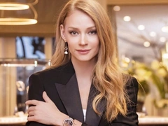 «Мое лицо — это мой рабочий инструмент»: Светлана Ходченкова рассказала, как и почему ухаживает за своей кожей