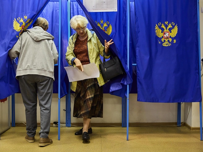 Явка к 12:00 третьего дня голосования превысила 30% | Источник: Александр Ощепков / NGS.RU