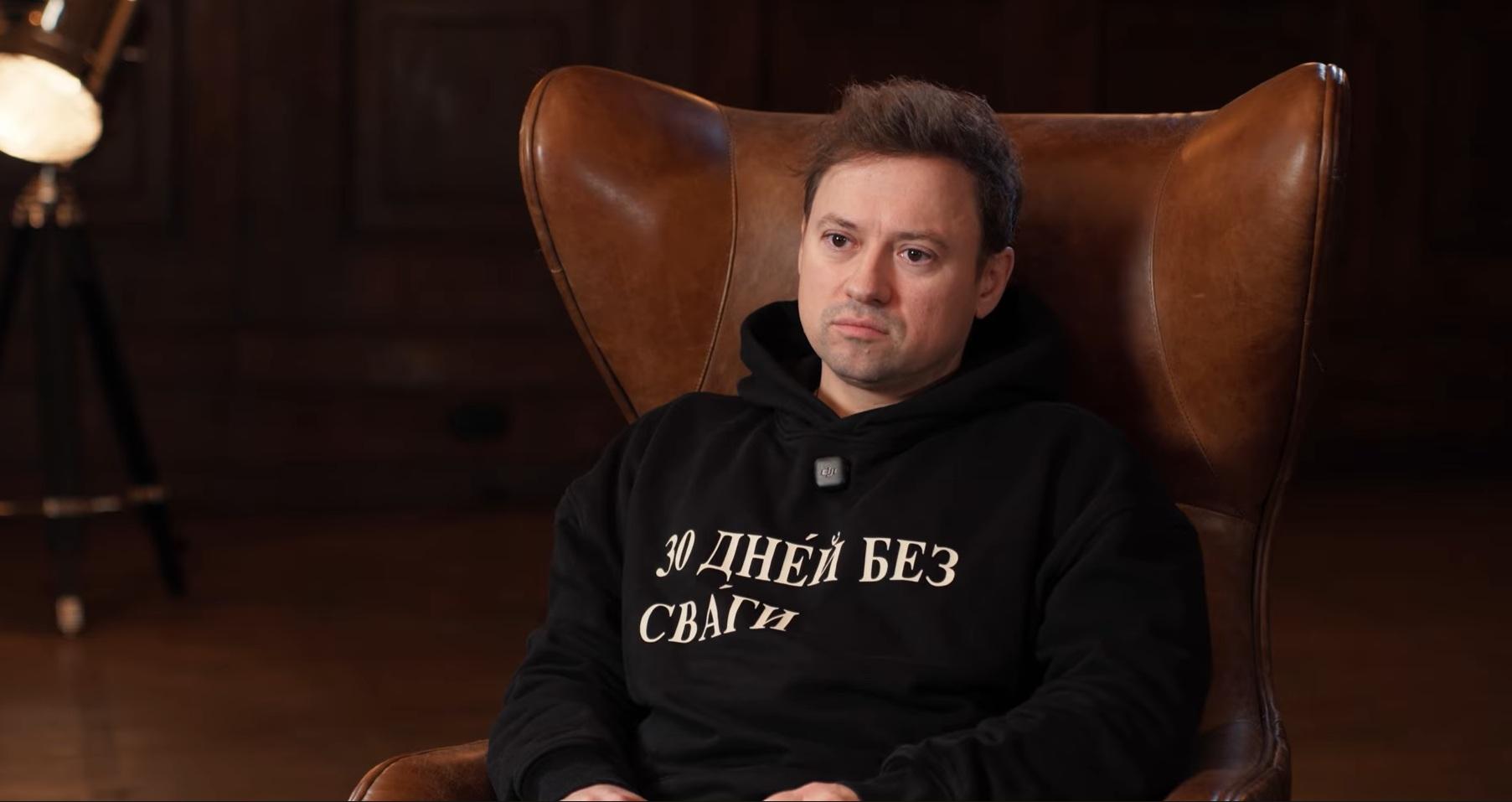 «У меня практически слёзы были»: звезда сериала «СашаТаня» рассказал, как его растрогал нетрезвый ф…