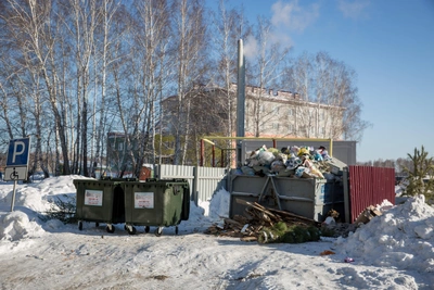 Вывоз мусора в Новосибирске: телефоны для жалоб в праздники