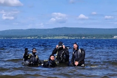 На озере Арахлей водолазы тренировались в «слепом» поиске