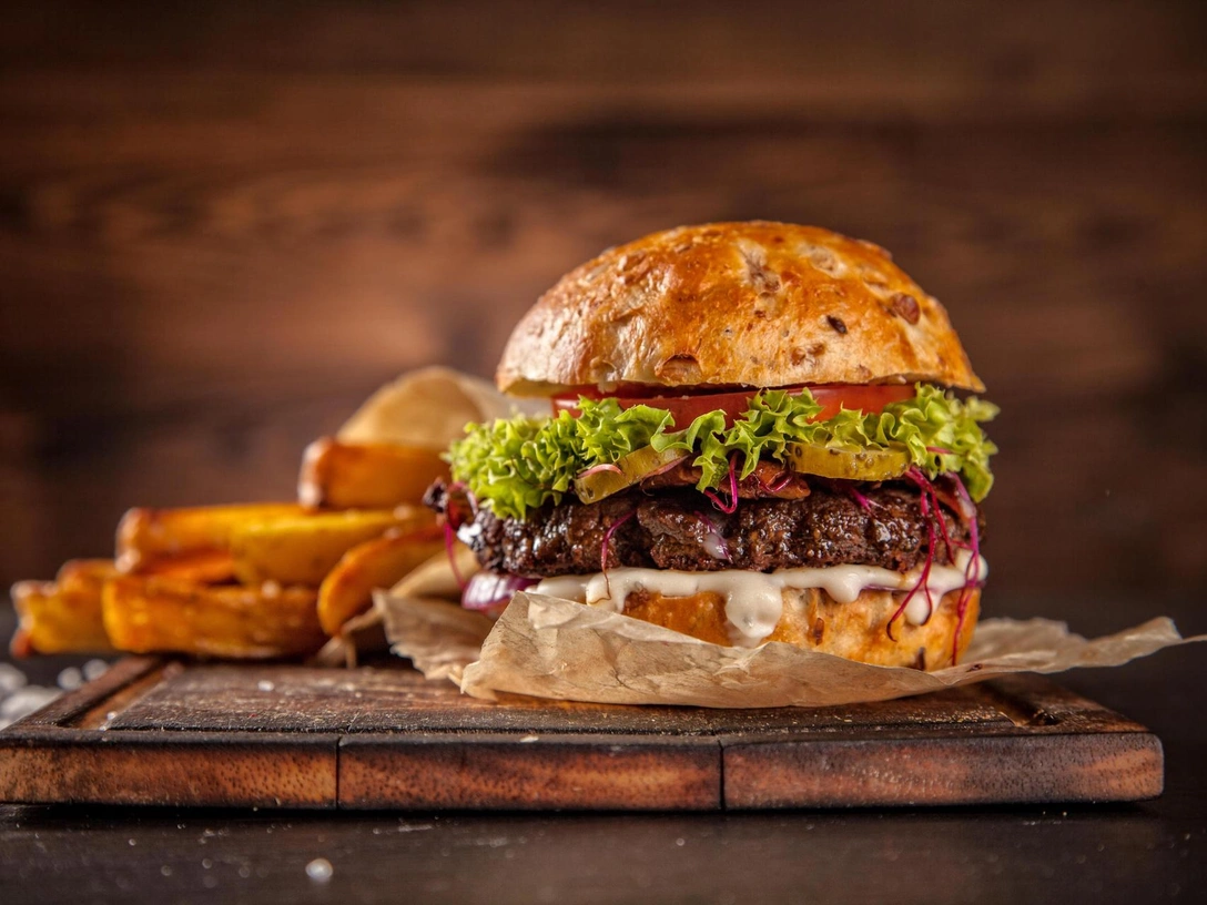 Французский бургер от Гордона Рамзи: рецепт, который изменит ваше представление о фастфуде | marieclaire.ru
