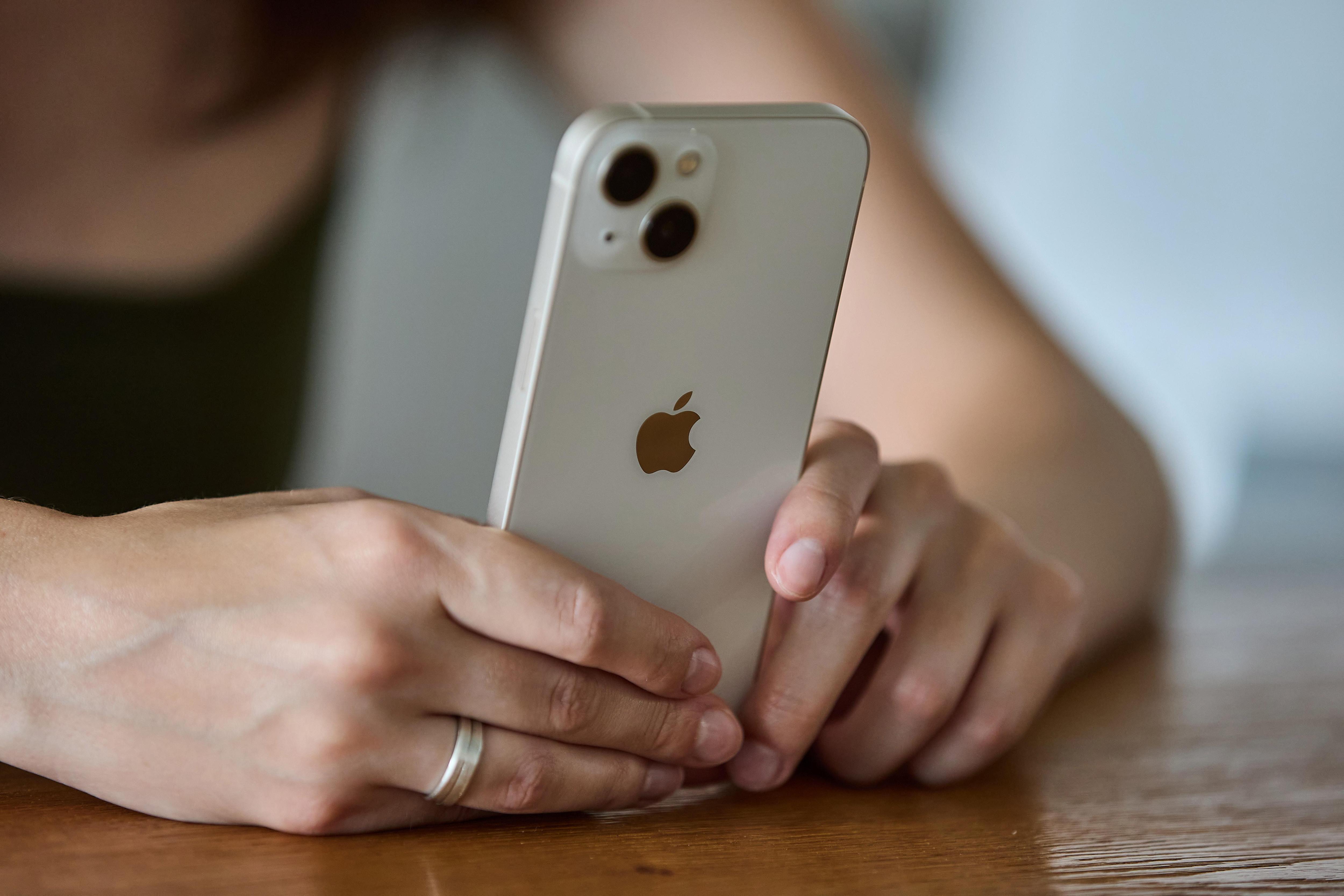 У россиян перестал работать App Store: сервис выдает неизвестную ошибку