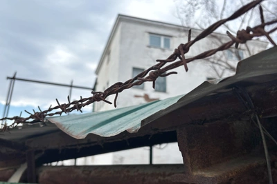 Заключенный осужден на 4 года за удар из мести