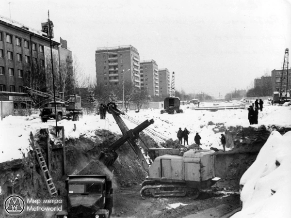 Узнаете улицу без метро? | Источник: Metroworld