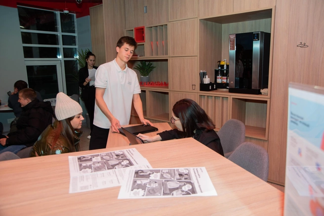 Развивают и финансовую безопасность: для сохранения средств клиентов используют биометрию, электронную подпись и другие решения | Источник: Надежда Тихомирова