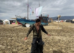 На фестивале Burning man, который затопило, оказался и казахстанский блогер