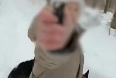 В Новосибирске хозяйка собаки применила перцовку после конфликта