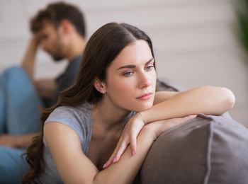 Мимо шла: 5 причин, почему мужчины после долгих отношений женятся на первой встречной