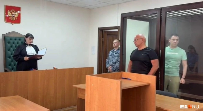 Антон Хафизов под стражей | Источник: читатель Е1.RU