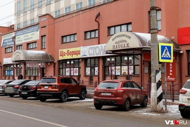Стать владельцем квартиры в бывшем «Царицынском пассаже» можно будет «всего» за 10 миллионов | Источник: Алексей Волхонский / V1.RU