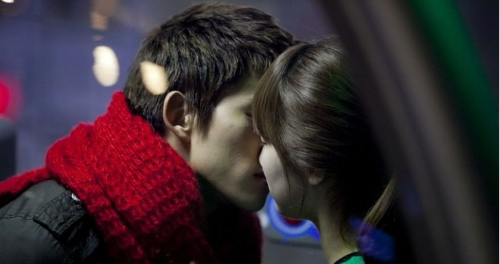 Топ-8 самых неловких поцелуев из дорам, за которые актерам стыдно