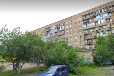 Школьники взрывают петарды на Свердловской в Красноярске