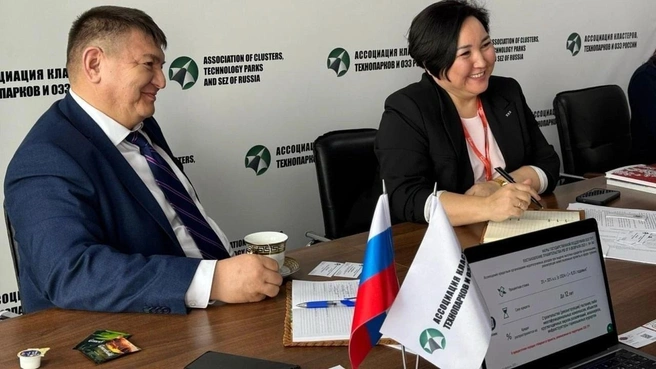 C министром туризма Башкирии | Источник: Артур Идельбаев / vk.com