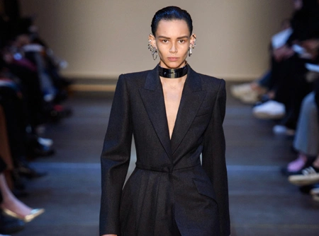 Alexander McQueen осень/зима 2019-20, 4 марта