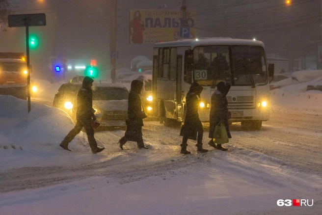 «Ничего не поменялось». Мэрия ищет водителей на исчезнувшую маршрутку до Зыково, но пока всё тщетно | Источник: Роман Данилкин / 63.RU
