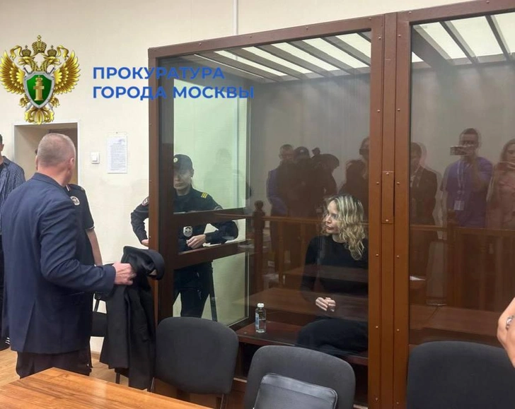 Дарья Спиридонова | www.starhit.ru