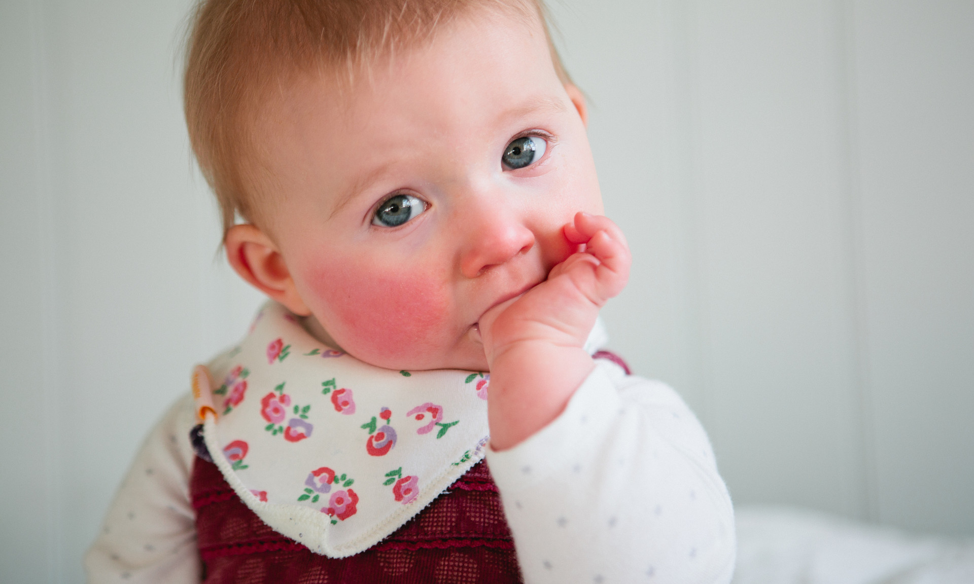 Педиатр Синельникова назвала 5 причин, почему у ребенка краснеют щеки |  PARENTS