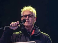 72-летний медиамагнат и российский журналист Дерк Сауэр умер после крушения парусной яхты в Греции