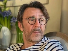 Сергей Шнуров с молодой женой полгода скрывали рождение сына