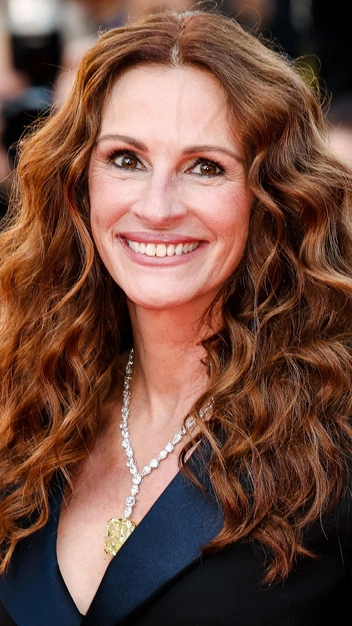 Джулия Робертс, 55 лет