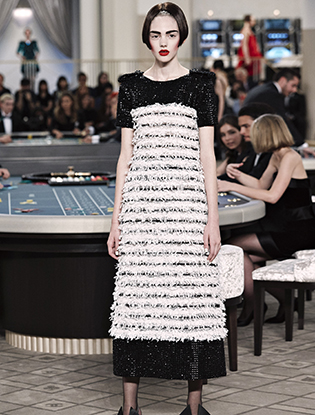 Неделя Высокой моды в Париже: Chanel FW2015/16