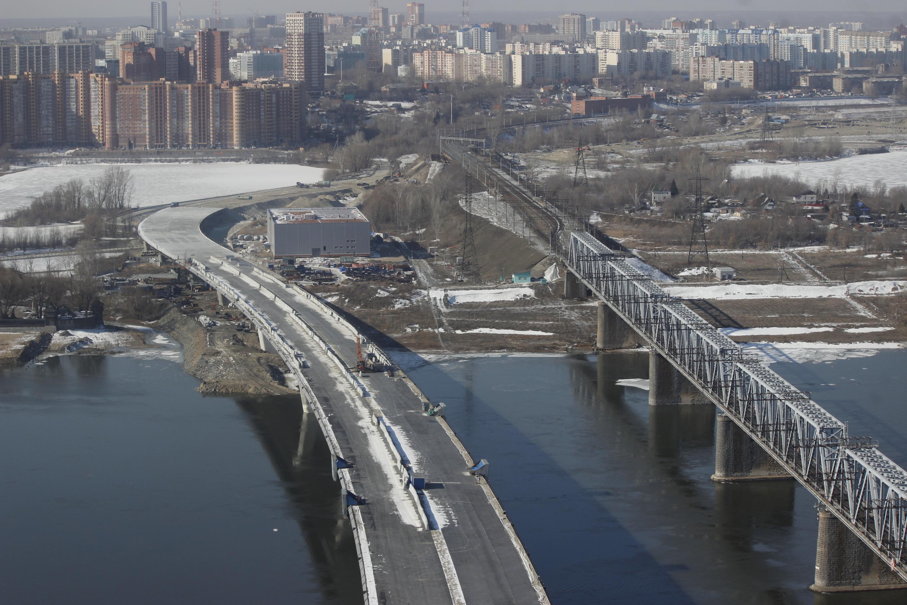 Новосибирск с высоты 114-метрового пилона четвертого моста: как строится  новый мост - 19 апреля 2023 - НГС.ру