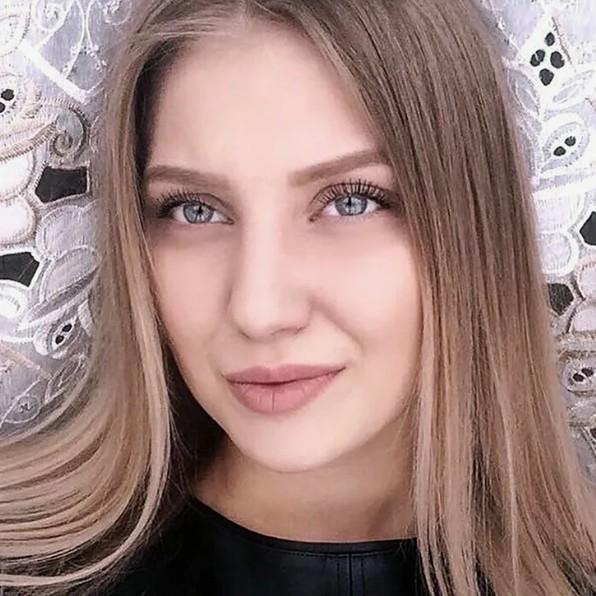 «Я хоронила куклу…»: мама Веры Пехтелевой об убийце дочери, который на свободе, и полицейских, не приехавших на вызов