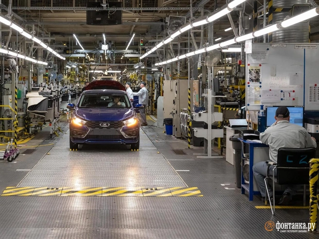 «Автозавод Санкт-Петербург» соберет в 2026 году меньше Lada Iskra, чем заявлял ранее | Источник: Андрей Бок / «Фонтанка.ру»