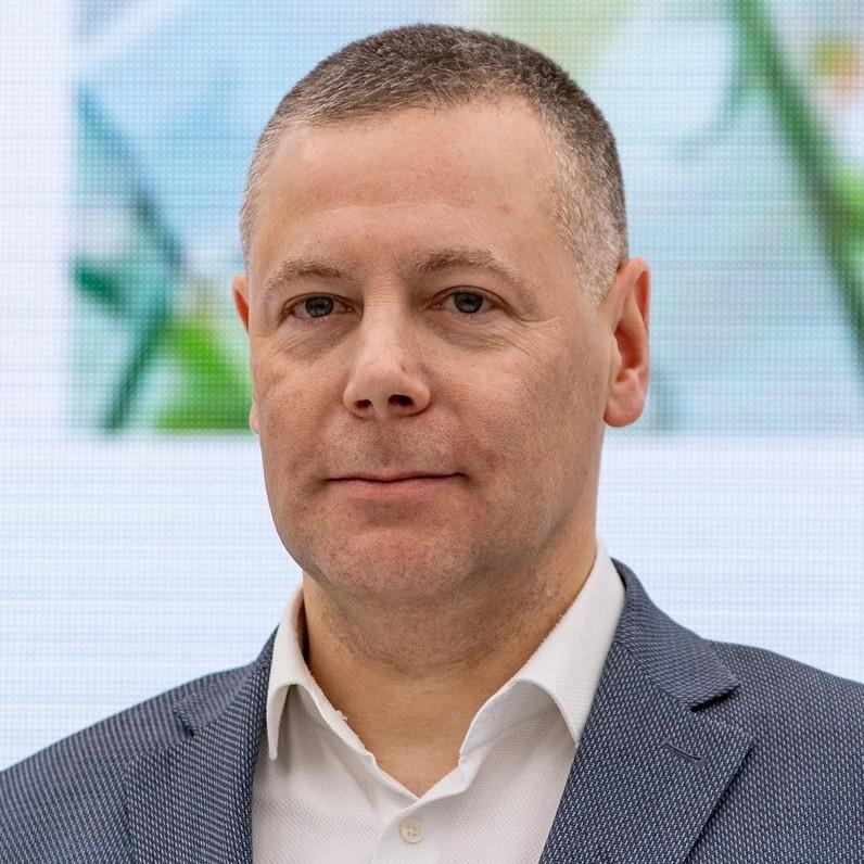 <p>Михаил Евраев</p>