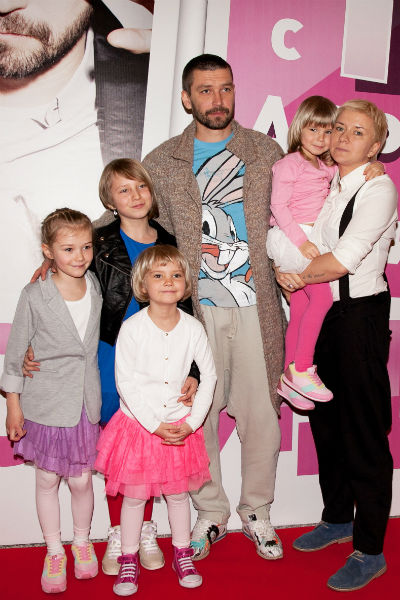Владимир Кристовский с бывшей женой Валерией и дочками