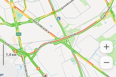 «Вместо 12 минут — 50»: пробки парализовали КАД в Петербурге