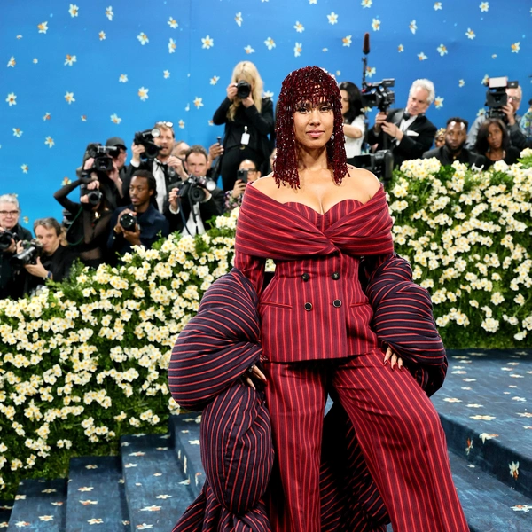Алиша Киз на Мет гала 2025 | Источник: Getty Images