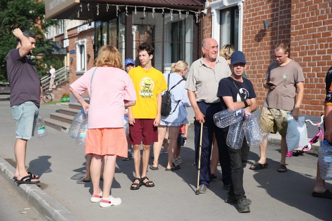 Очереди в разных районах города  | Источник: Ирина Шарова / 72.RU