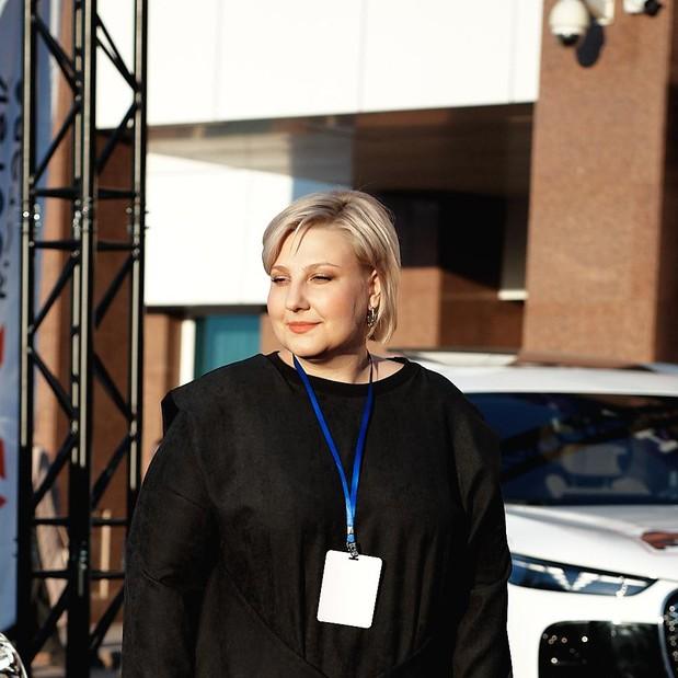 Елена Познахарева