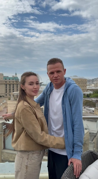 Костенко уверяет, что Тарасов верен ей