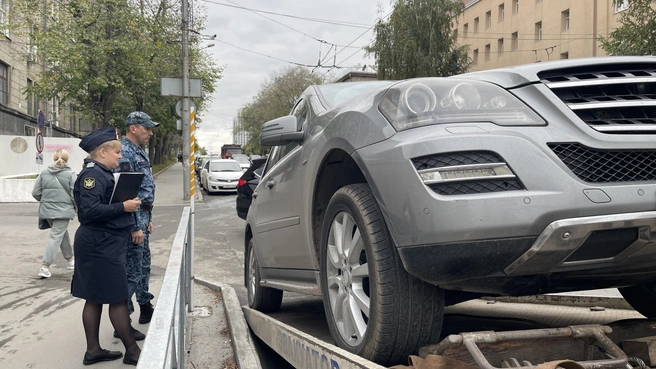 Машину могут продать на торгах | Источник: Пресс-служба главного управления Федеральной службы судебных приставов по Новосибирской области
