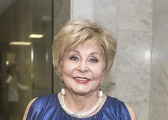 77-летняя Ангелина Вовк выходит замуж