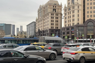 Пробки в центре Москвы из-за перекрытий